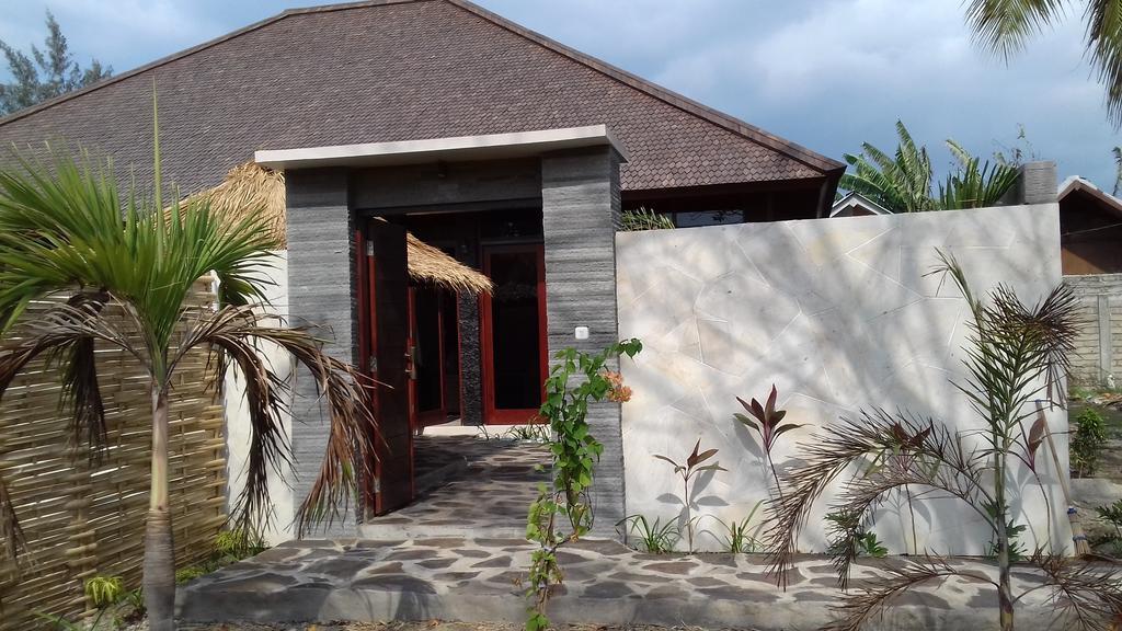 Gili Palms