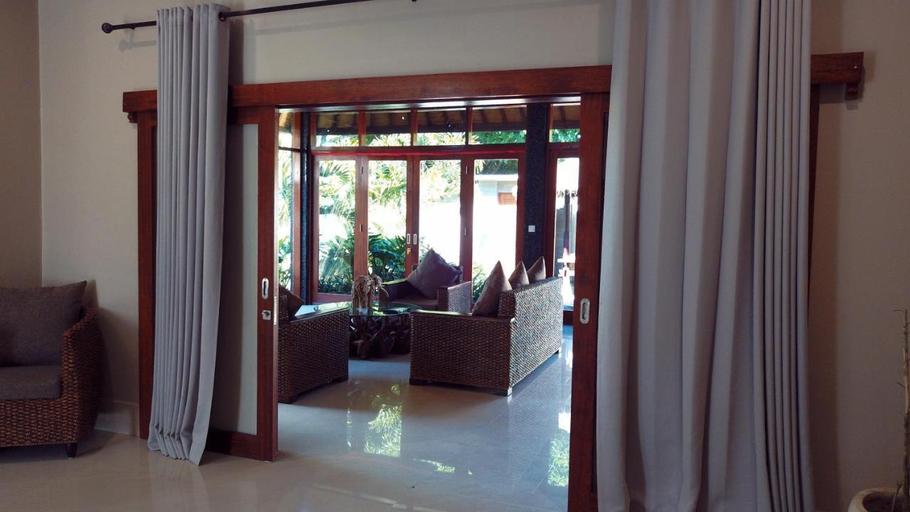 Gili Palms